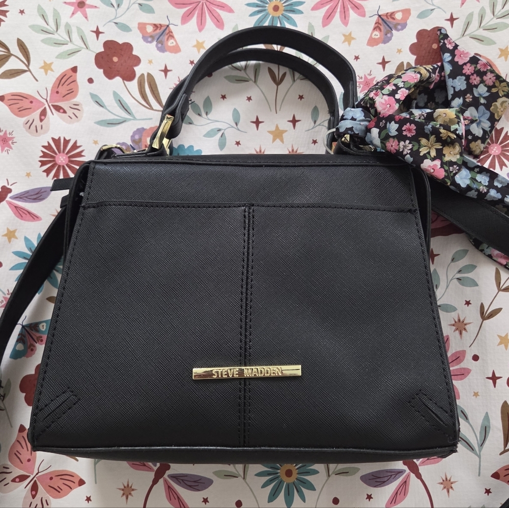 Steve Madden Breese Crossbody Black Purse Handbag Floral Scarf Gold Hardware NWT